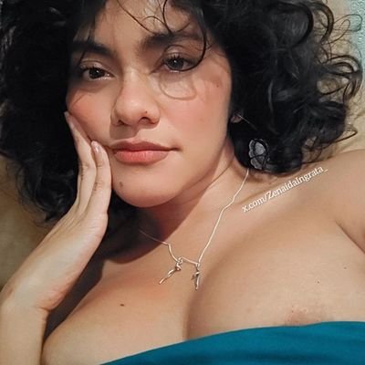 morrita de ciencia, señora de las plantas y encueratriz de telegram ❤🔥💸
no encuentros, tengo el block bien ligerito, no uso facebook, videos en mi link