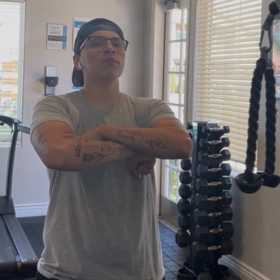 24. certified forklift daddy. tell your mom I said goodnight 🫶🏻