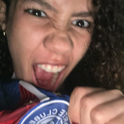 @ecbahia Doida por UFC e falo a realidade disfarçada em palhaçada