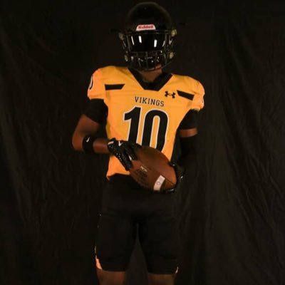 Brand0n_nash's profile picture. SMW C/o 28 5’10 155 slot WR/ATH 385 squat . 3.6 GPA 📲-(913)-713-5328.personal email jrbrandon384@gmail.com Coach email- Craiglewis@smsd.org