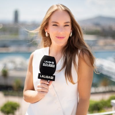 🇻🇪 Venezolana ⚽️ Sports Broadcaster & Content Creator 📺 Pitch reporter and commentator.