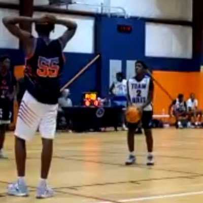 aidenboboeee's profile picture. Student athlete 
Houston 🏀🏈