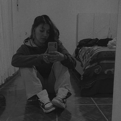 j u l i e t a 🥀
22 y de Leo .