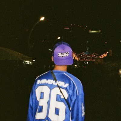 TheRossKms's profile picture. 