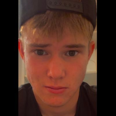🌽 Seventeen! I install electron transportation and accessing systems. #SavedByGrace