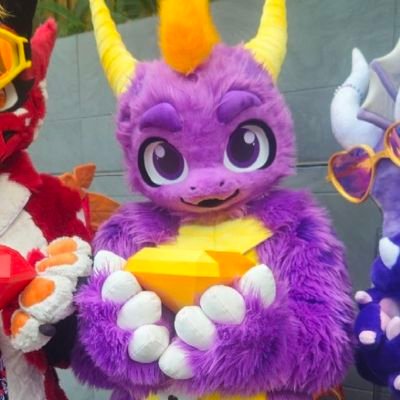 27 rotations old
Lover of cheesecakes
Fursuit maker