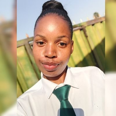 batsie_dee's profile picture. MOM🌻SOCIAL WORKER💯 HEALTH CONSULTANT 💫ADMINISTRATOR 🍃A THRIVING BEING ✨️