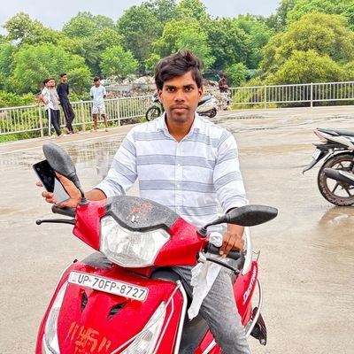 एक आलोचक बनने के प्रयास में।
(8299379650)
🇮🇳🚩.
( 💯% follow back all of you)