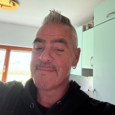 keiner stirbt als Jungfrau,das Leben fickt uns alle!!!!😂😂♥️ https://t.co/7viw5bxGJ2