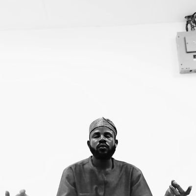 Olaiwola61's profile picture. Old sole last longer...👞