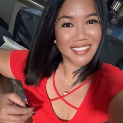 Peak Hikers, Computer Secretarial and a business https://t.co/yeUp1cdphn God is Jesus Christ.,🙄No Dm period!NO PORN😤