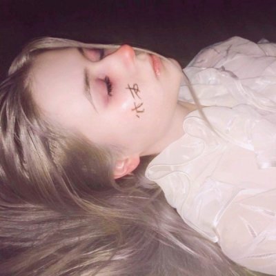 xthtm99948264's profile picture. 