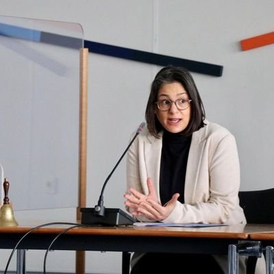 fp0313ri's profile picture. 🎐: WORK'S AT X HQ
👩‍💼: JOB: CONSULTANT OFFICER 
📍: LIVES IN SAN FRANCISCO, CALIFORNIA, USA 🇺🇸