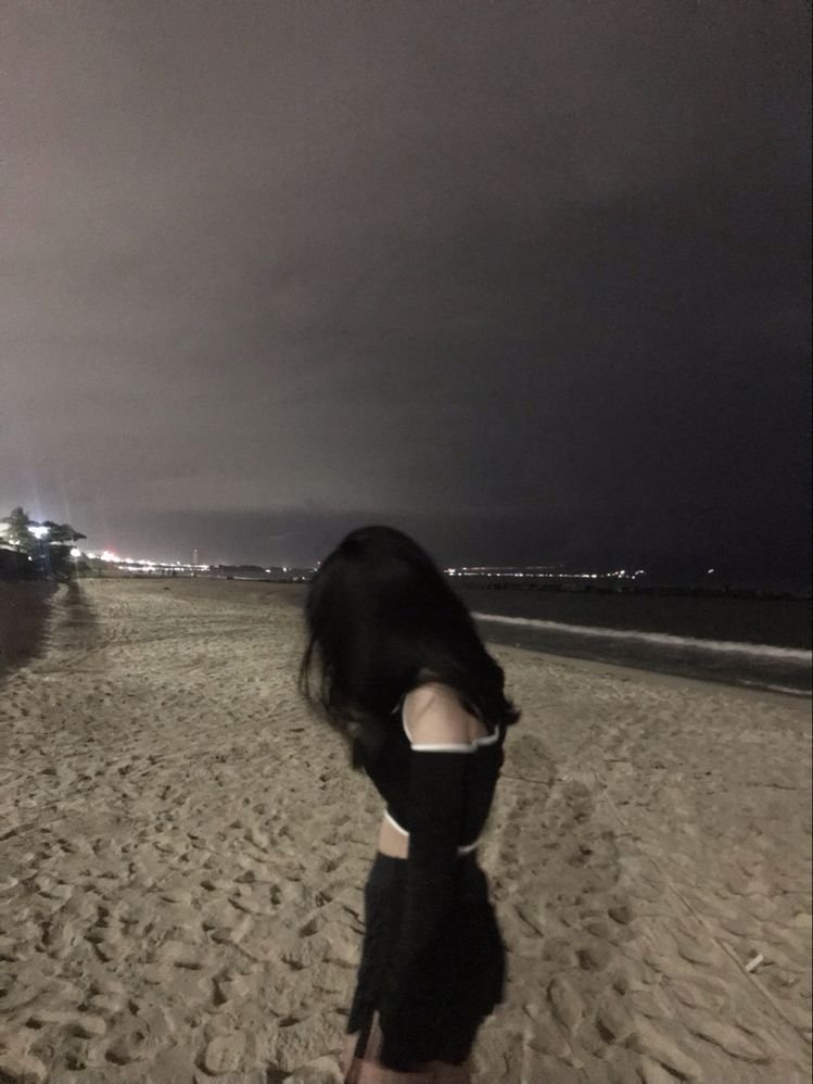 Karlonyzo's profile picture. 現実逃避民です。