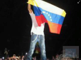 Enrique nos sigue. Club de Fans de Enrique Iglesias Oficial en Venezuela. Acá solo hay alguien que nos une: ENRIQUE ❤