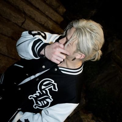 She/her 31💕
English #Stay 🇬🇧
🏳️🌈
3RACHA ult
SKZ fan acc
private account: channie_wolf25