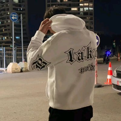 EmonKhn93299's profile picture. 