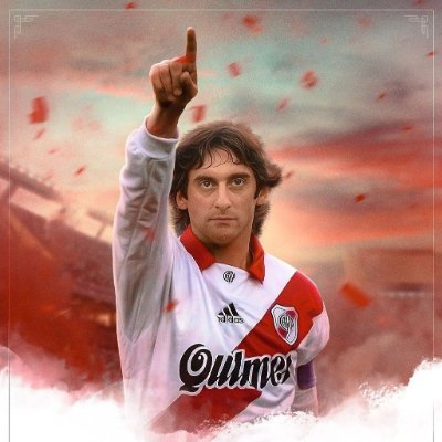 Economía en la cabeza, River en el corazón. La inflación se analiza, los goles se gritan.