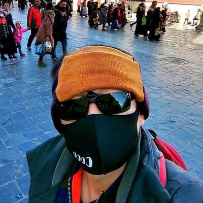 zhangda75313420's profile picture. 儿宝男，精神少年，文艺中年，暮年室内设计师，情商啃老族。