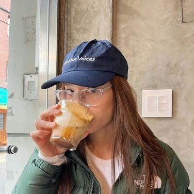 ssingingmyblues's profile picture. — prier;
https://t.co/qGSE9wEuTL