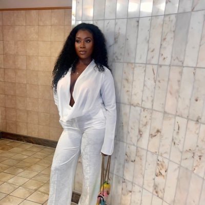 ShortHairGyalll's profile picture. Be safe!