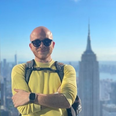 theminijohn's profile picture. Building Ops & Martech stacks @stackdropHQ ~  Growth Engineer ~ full-stack dev ~ build fast, fix later ~ I've flown 7 times around  🌍 #nocap