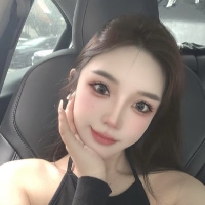 koTQkyxpNR2686's profile picture. 杭州高颜值情侣.qq2706303838