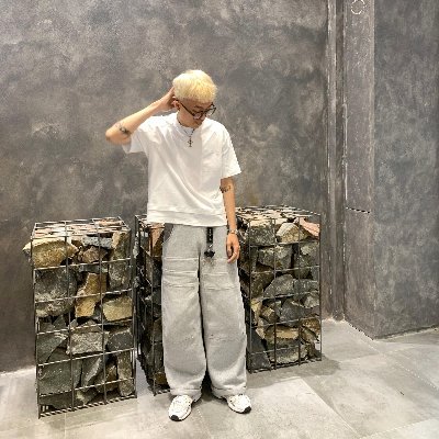 cursech1ld's profile picture. Call me jeje - Fragrance addict,fashion enthusiast,hobby nya masak
🫶🏿

https://t.co/rYQKFczIQw