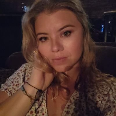 Twitch Affiliate variety steamer. Unapologetically friendly. Mother of two. Outdoorswoman. she/her Business inquiries debbstepmail@gmail.com