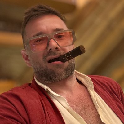 Founder of the SkillUnits Search Arbitrage Team 🏆
Deeply involved in technology and marketing.
👾 AI, MarTech, AdTech
https://t.co/sPBIosL6nF