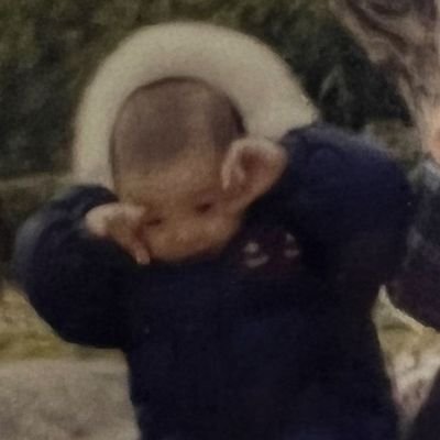 flurcti's profile picture. ーloving @treasuremembers 🖤🎱