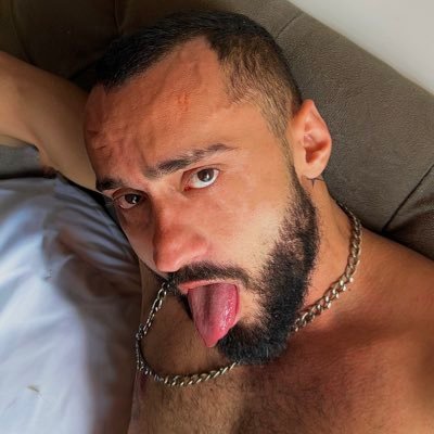 NSFW 🔞 Brazilian Arab Vers Fucker 🇧🇷 Fetish Guy 💦 Fisting Lover 👊 creator of @inttensefilms https://t.co/k88raxk39b