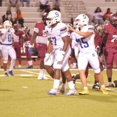 ElijahJ57's profile picture. Senatobia High school | DL | #57 | 6’1 | 250| class of 26’| Bench 335| Squat 500| Deadlift 545| clean 250|