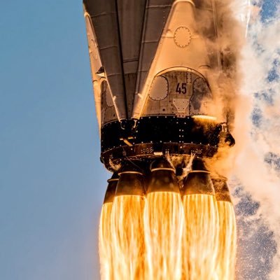 Elon musk 🚀🚀🚀 | Spacex .CEO&CTO 🚔| https://t.co/e6GQWGAThn and product architect 🚄| Hyperloop .Founder of The boring company f 🤖|CO-Founder-Neturalink, OpenAl
