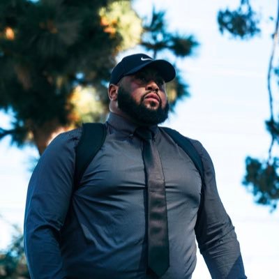 | @sbvcfb Defensive Line Coach| ΩΨΦ ⚡️| Former TXHSFB Coach| Dallas/Oakcliff Raised| #CoachORecruiting #TerrorUnit TX ✈️ CA