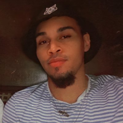 -Jst a Vampire living in Texas📍| GEMINI 🦇 | -Accept.Challenges.Everyday = ACE