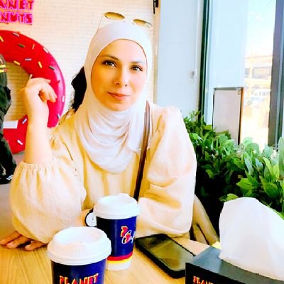 اما انا فـقهوتي
اغنيتي
سلامي و عقد صلحي مع العالم و أصدق انتماءاتي
والمعدل الأول لـمزاجي... 🇯🇴🇵🇸
جامعة البلقاء اللغة العربية
💖صاحبة رواية نبض الياسمين💖