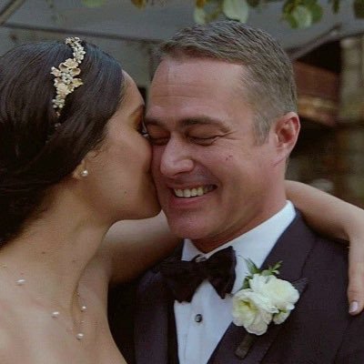 I am a mad one Chicago, svu, greys anatomy and the rookie fan and my favourite characters are: Stella Kidd, Kelly severide , Lucy Chen, Tim Bradford
