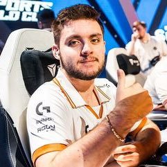 only play Kovaak’s and CS. BVB and German CS Fan 🇩🇪 #G2Army #VAMOUZ #GamerLegion #GOBIG Free the hostages. 🇮🇱🎗️