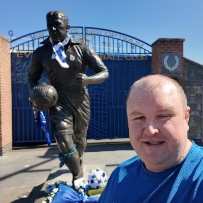 Evertonian and drone flyer. Check out my YouTube channel. Link is below! 🎬⬇️