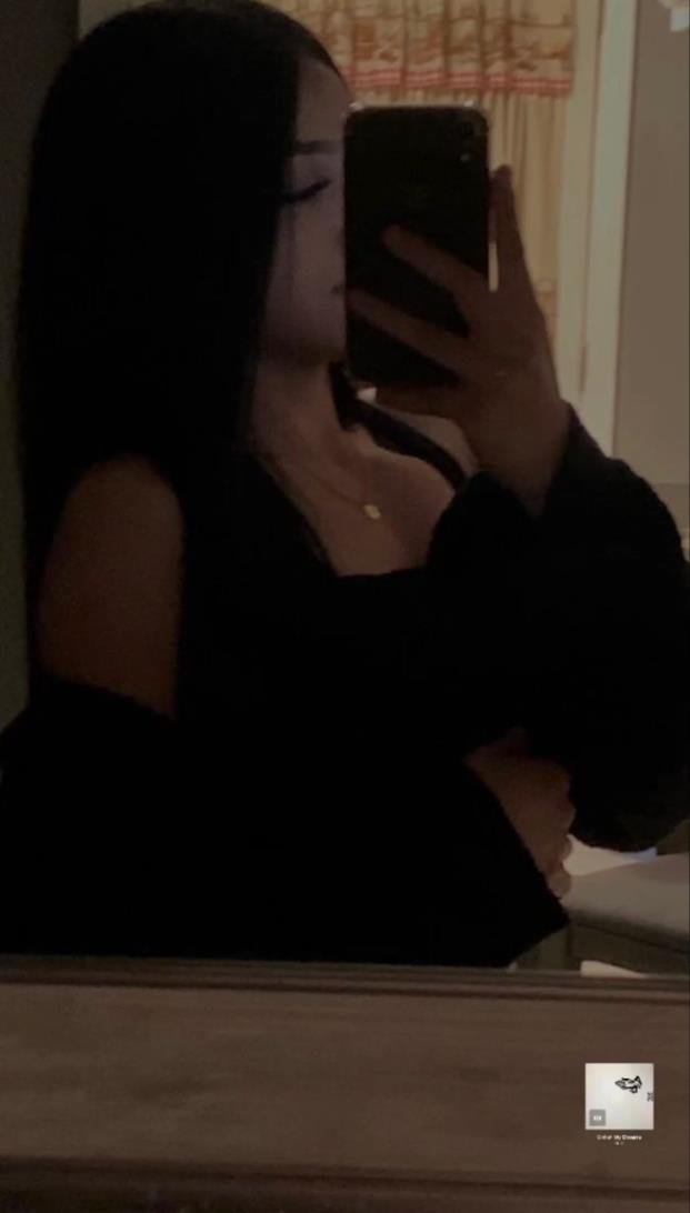 This is simply a side page... Go ahead and support my real account @Sweetygabbi