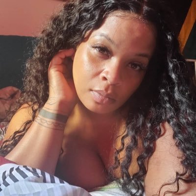 Dannielle02's profile picture. ✨ I don’t just give massages, I create moments that make your body fall in love. 🌹