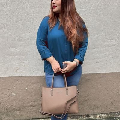 Seemapakistani's profile picture. Moody Larki
