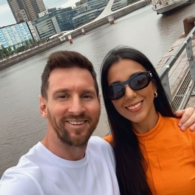 AnalyCaceres_'s profile picture. Abg y NP UNA. 🇦🇷🇵🇾 Papá👼🏻🤍✨
Messi después el resto. 🐶🎀💘
