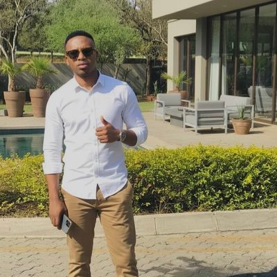 Tweets don’t represent my work 🤷🏽♂️💯 Here for laughs and more laughs | Ke Mokgatla o sa roganeng 👍🏾