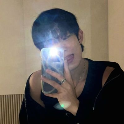 osie4n's profile picture. 🔰💎💙💫
EN– ❤︎