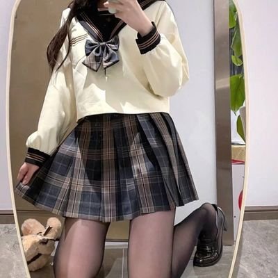 よろしくお願いします!ヽ(・∀・)ノフォローしてね!DMで楽しくお話しましょう!😄😸独身、友達を作りたいです( ´∇` )よろしくお願いします! 🤝