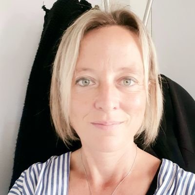 Fan absolue des Beatles. Défenseuse de la cause animale