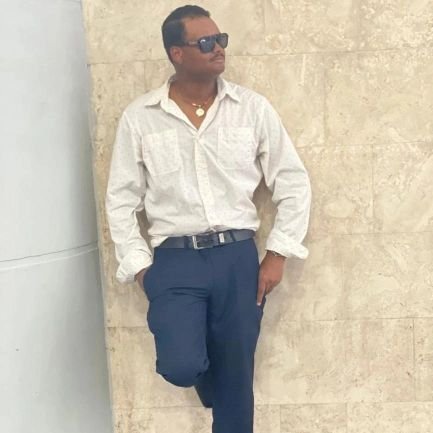 Son of God,
System engineer,
Yankees fan (MLB)
Golden State Warriors (NBA)
Leones del Escogido (lidom)