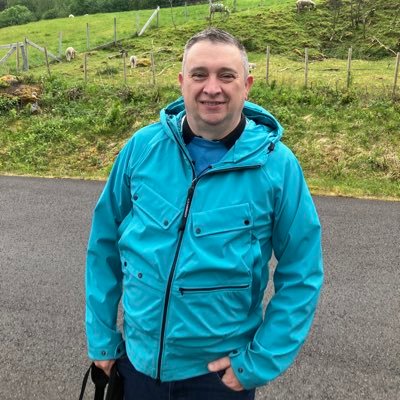 GarethCCFC72's profile picture. Cardiff City fan since 1981. New profile.